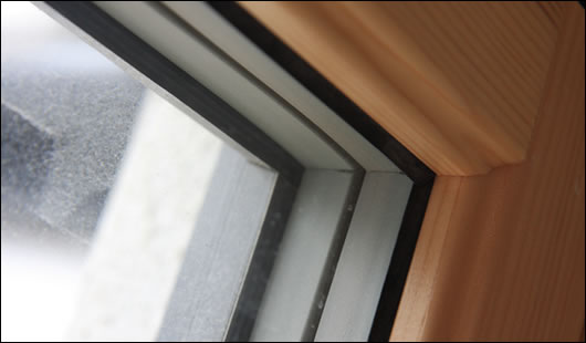 A close look at the cutting edge NorDan NTech triple glazed windows