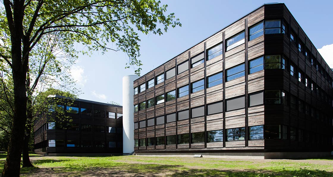 The upgraded Powerhouse Kjørbo, clad with insulated panels that are finished with burnt timber