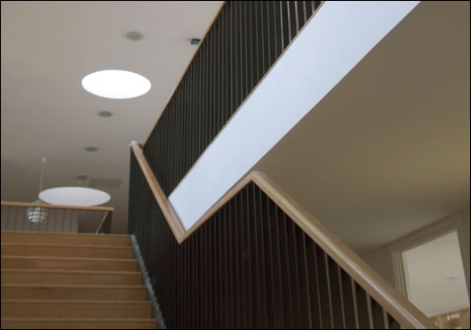 Sun tubes bring daylight into the corridors and reduce the dependency on electrical lighting. However, the sun tubes in the en suites may have undermined the building’s air-tightness to a degree