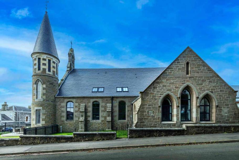 HEAVY 3 matches characteristics for gothic church refurbishment