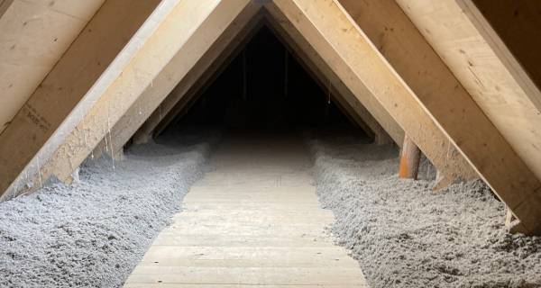 Cellulose insulation can boost airtightness — Ecocel