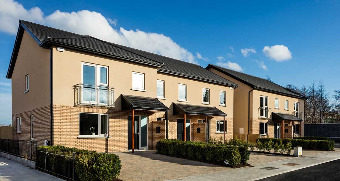 Ireland S Largest Passive House Scheme Shows Way To Nzeb