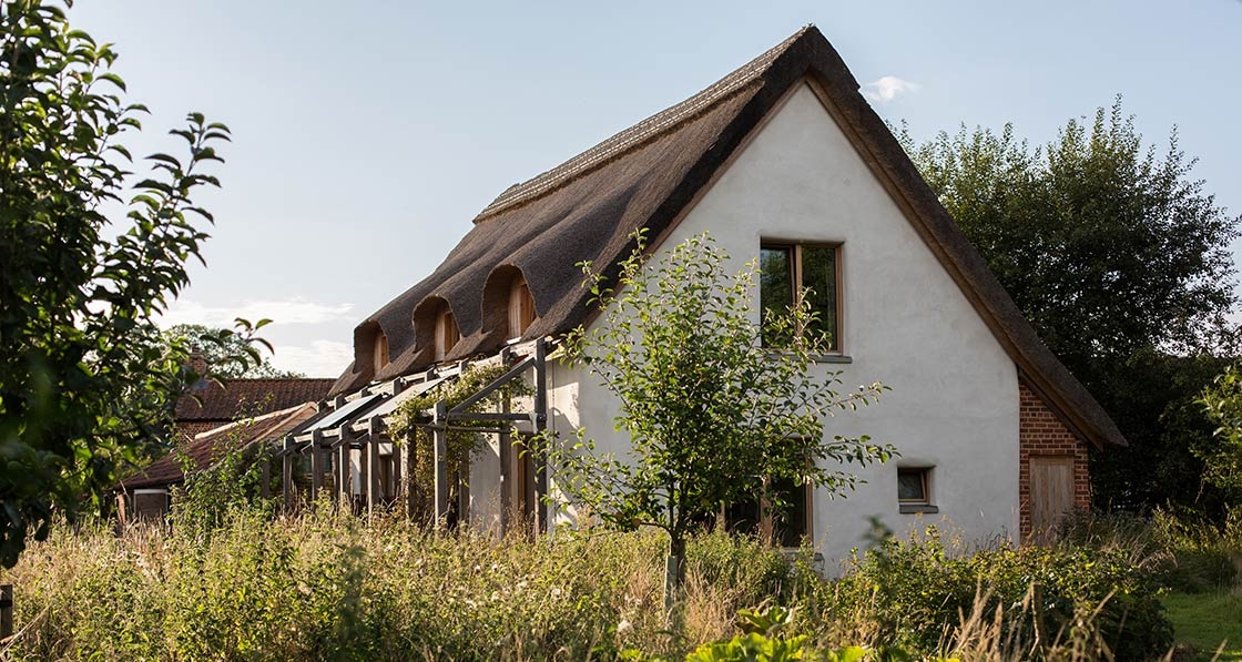 Norfolk Straw Bale Cottage Aims For Passive Passivehouseplus Ie